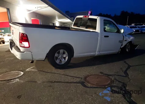 2019 Ram 1500 Classic Tradesman z USA, uszkodzony, nr VIN 3C6JR6DT8KG527064